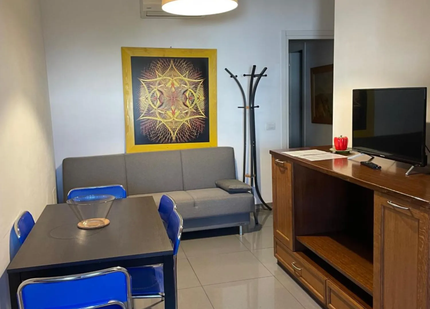 Milano Canal Apartments 0*, Milan Italy